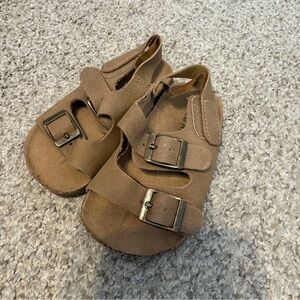 Old Navy Baby Birkenstock-style sandal size 6-12 months Tan